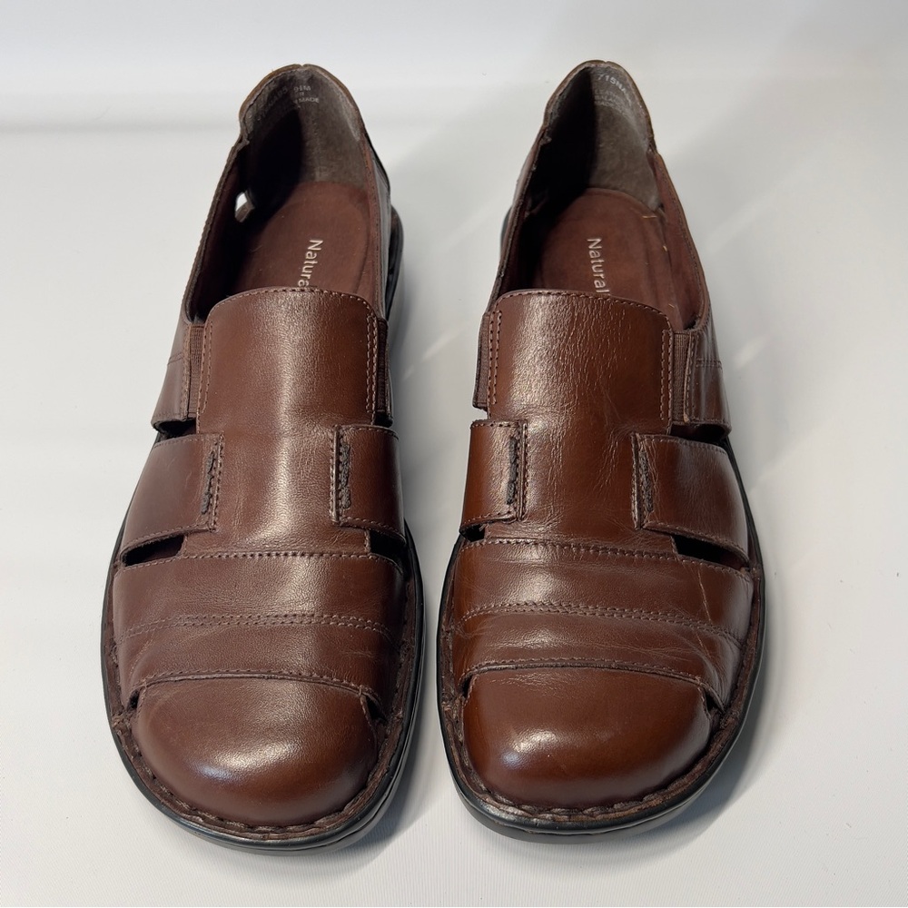 NATURALIZER women’s Size 9 1/2 Brown Leather Slip On Sandal